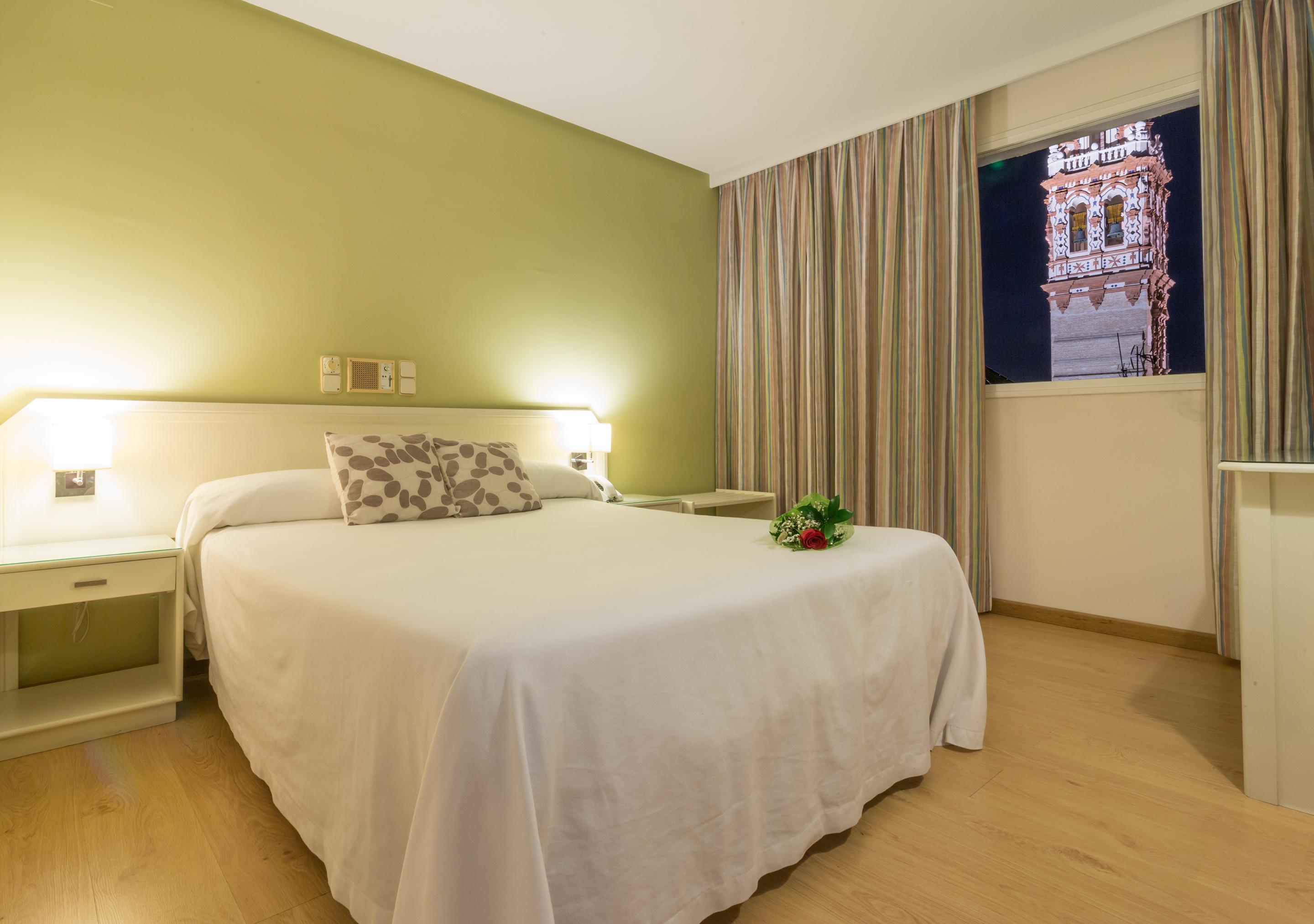 Hotel Plateria Ecija Exterior photo